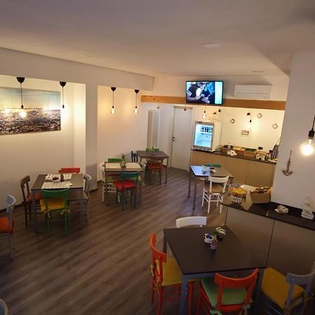 Marbianco B&B Marina Di Carrara Eksteriør billede