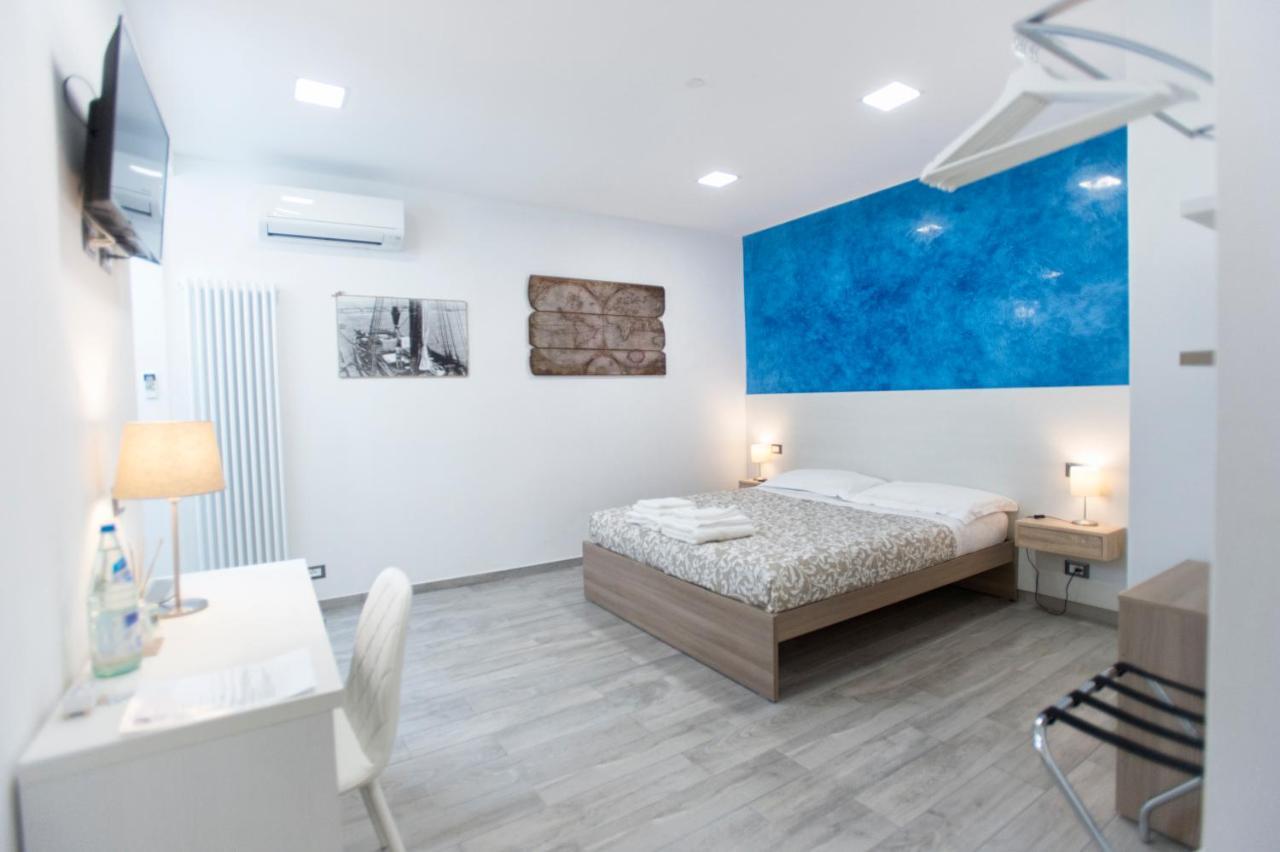 Marbianco B&B Marina Di Carrara Eksteriør billede
